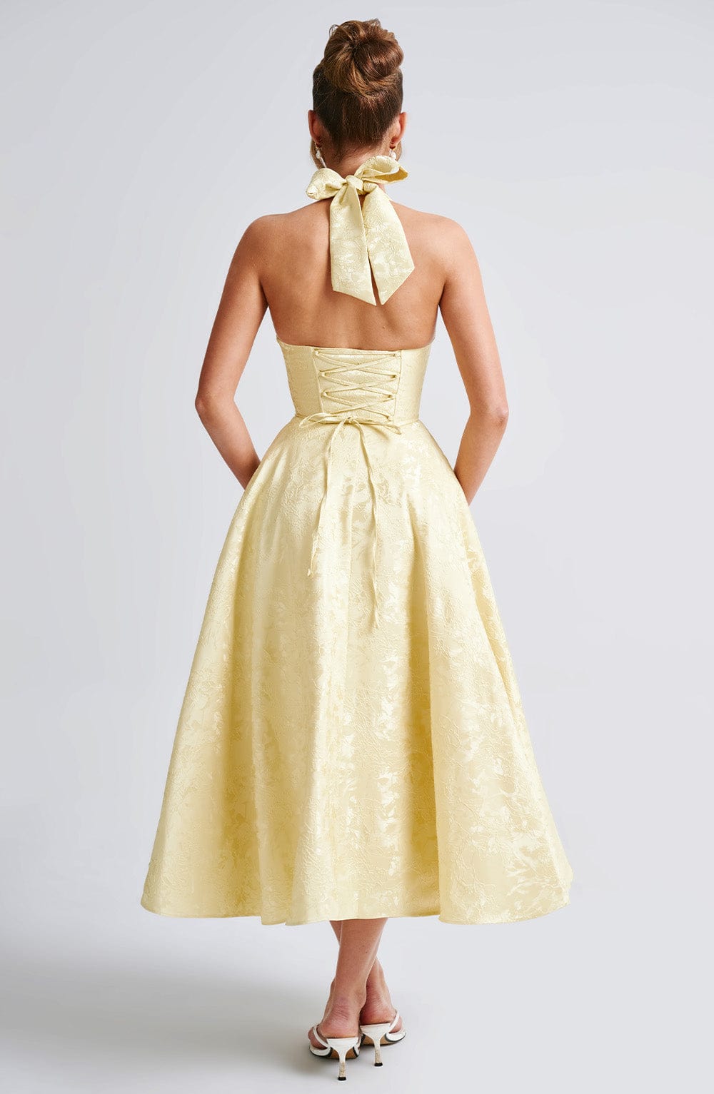 Gisella – Vintage Bow Halter Dress