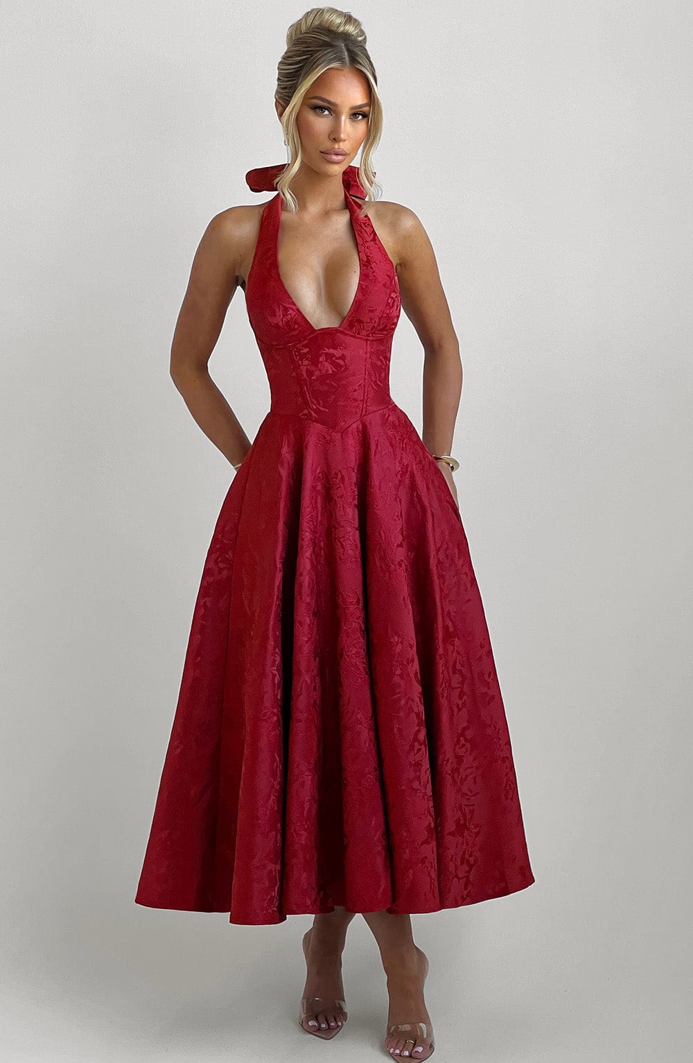Gisella – Vintage Bow Halter Dress