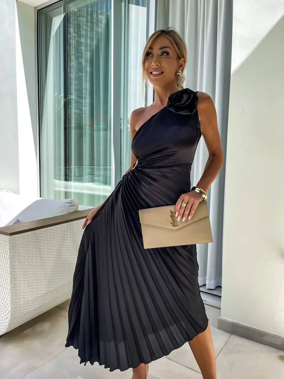 Isla | Stunning One-Shoulder Floral Dress