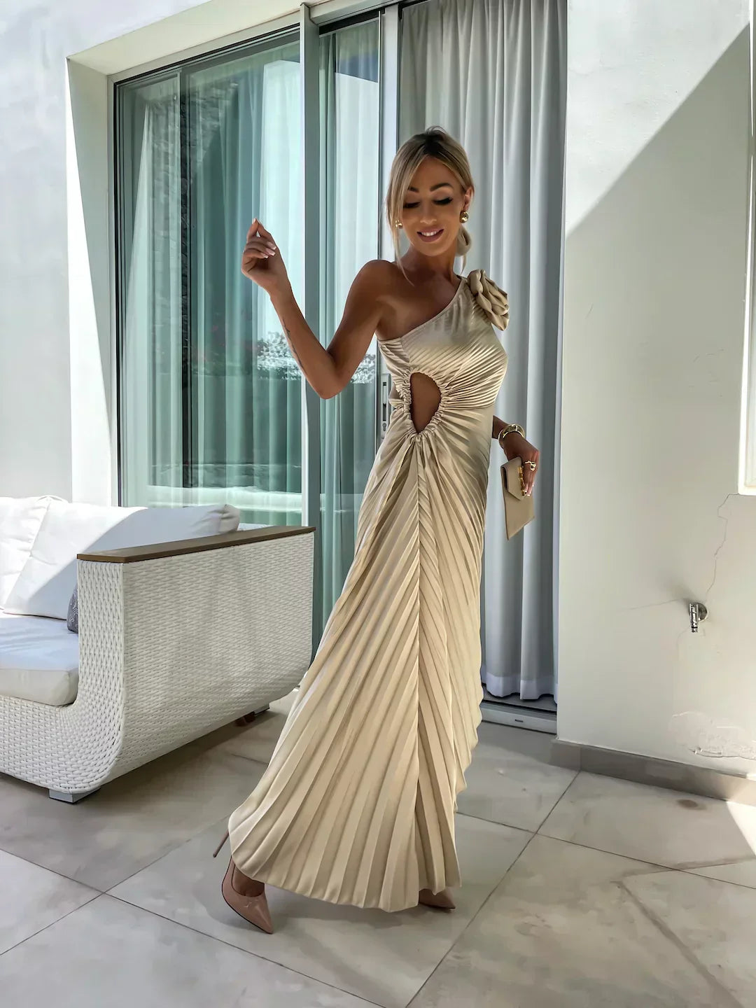 Isla | Stunning One-Shoulder Floral Dress