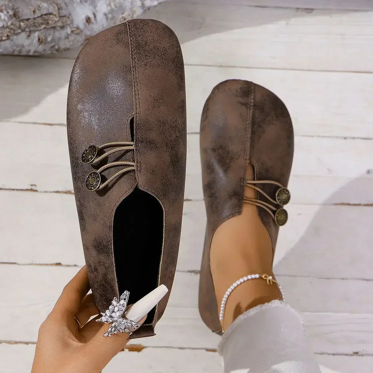 Freya – Loafers with Tailored Fit