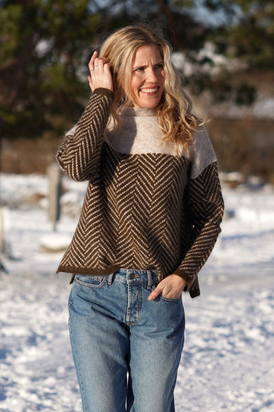 Mia  - Knitted Jumper
