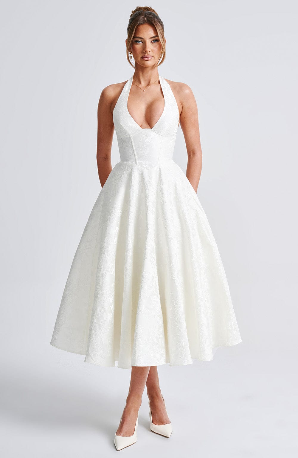 Gisella – Vintage Bow Halter Dress