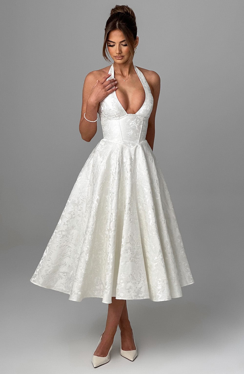 Gisella – Vintage Bow Halter Dress