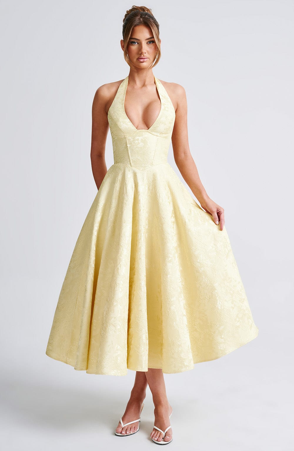 Gisella – Vintage Bow Halter Dress