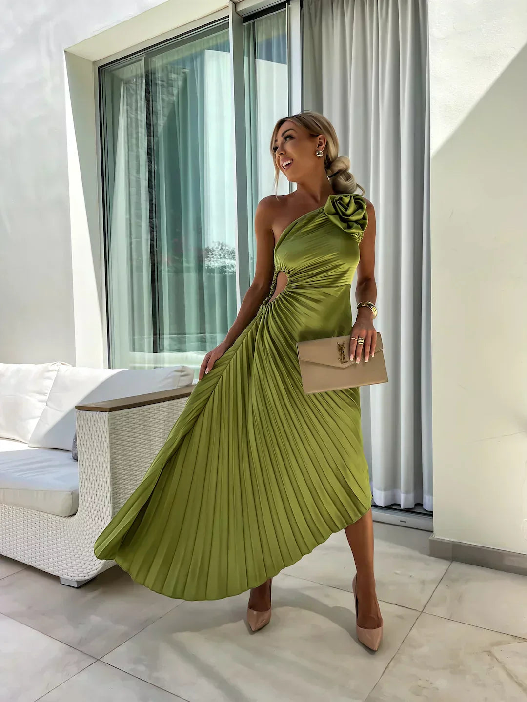 Isla | Stunning One-Shoulder Floral Dress