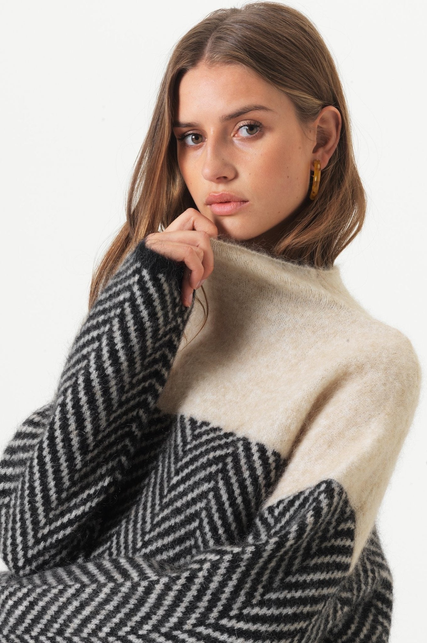 Mia  - Knitted Jumper